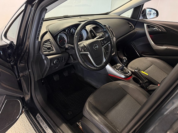 Opel Astra 29 of 30