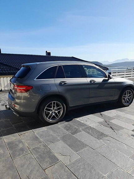 Mercedes-Benz GLC220 d 4 of 18