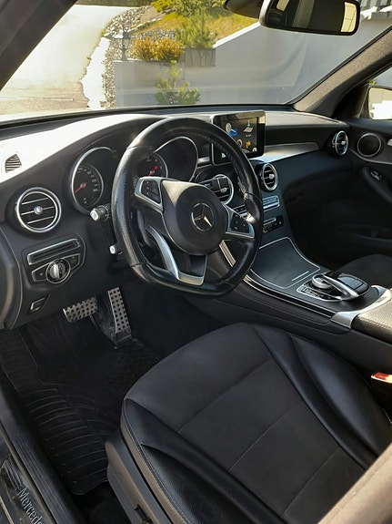 Mercedes-Benz GLC220 d 11 of 18