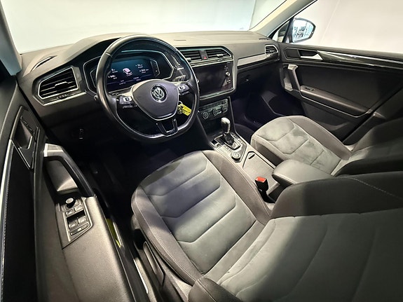 Volkswagen Tiguan 6 of 30