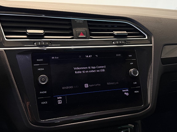 Volkswagen Tiguan 26 of 30