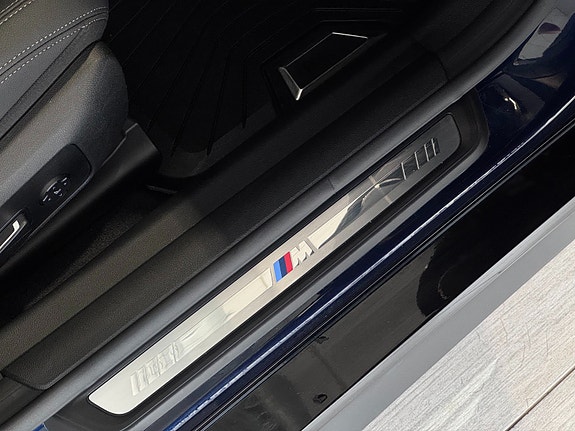 BMW i4 17 of 30
