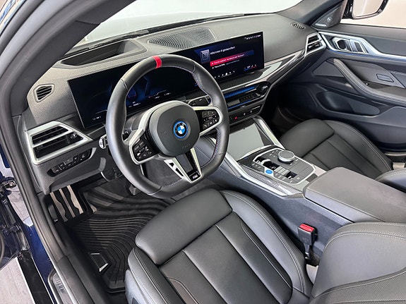BMW i4 14 of 30