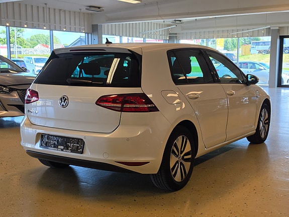 Volkswagen 5 of 26
