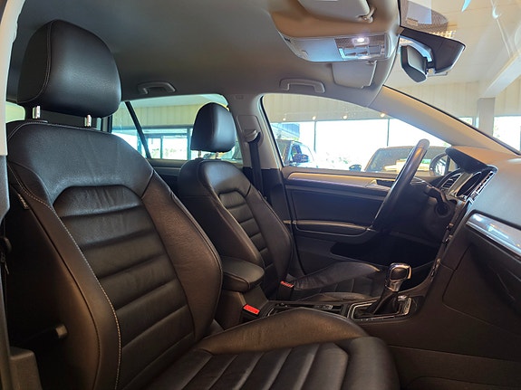 Volkswagen 14 of 26