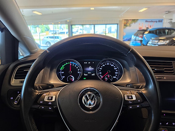 Volkswagen 15 of 26