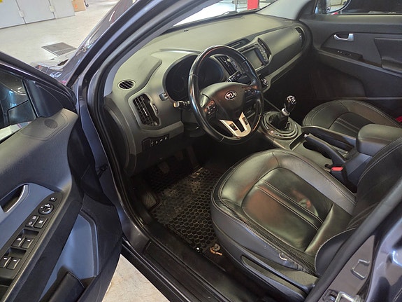 Kia Sportage 17 of 30