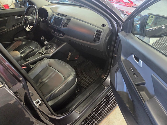 Kia Sportage 18 of 30