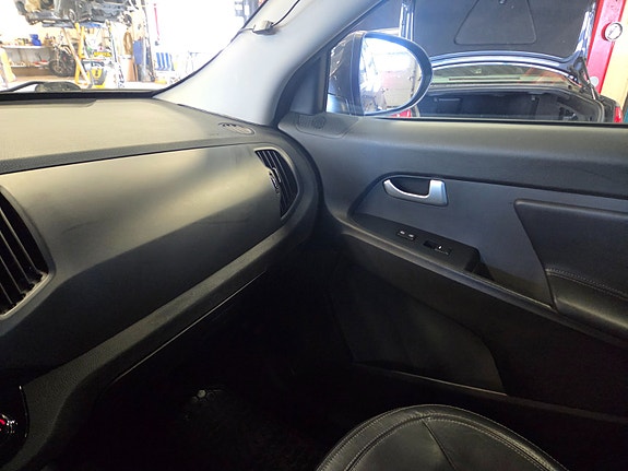 Kia Sportage 16 of 30
