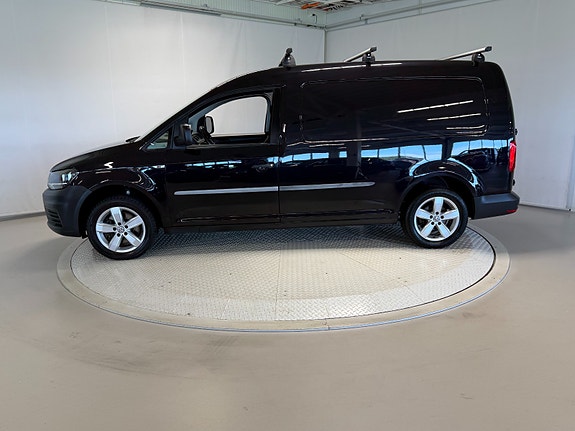 Volkswagen Caddy Maxi 10 of 30