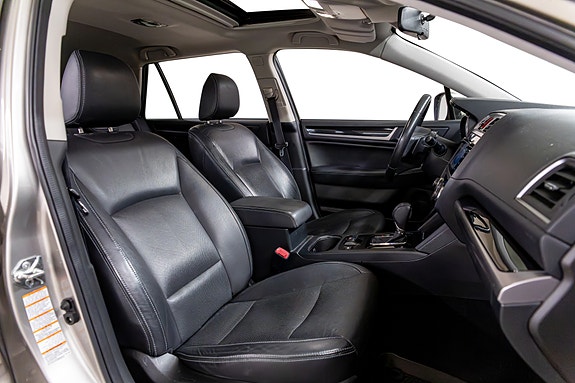 Subaru Outback 22 of 30