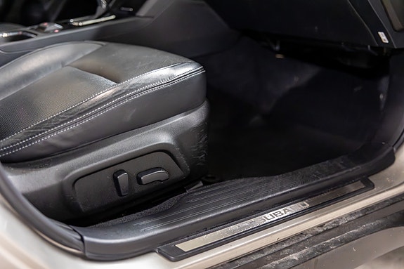 Subaru Outback 23 of 30