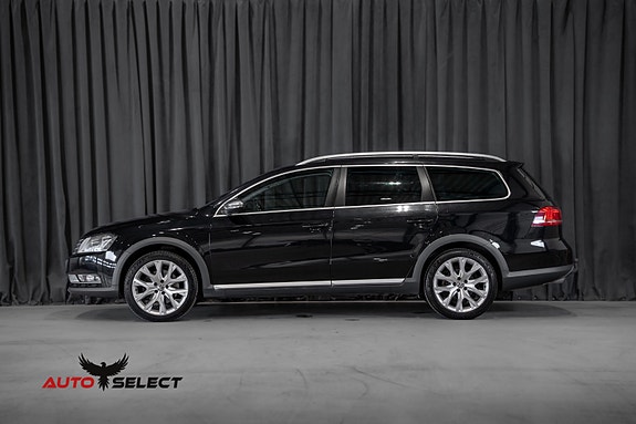 Volkswagen Passat Alltrack 8 of 30
