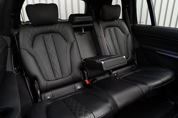 BMW X7 22 of 30
