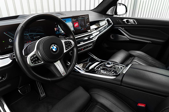 BMW X7 11 of 30