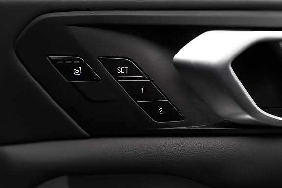 BMW X7 18 of 30
