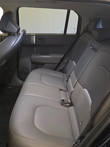 Kia EV3 14 of 16