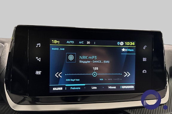 Peugeot e-208 15 of 17