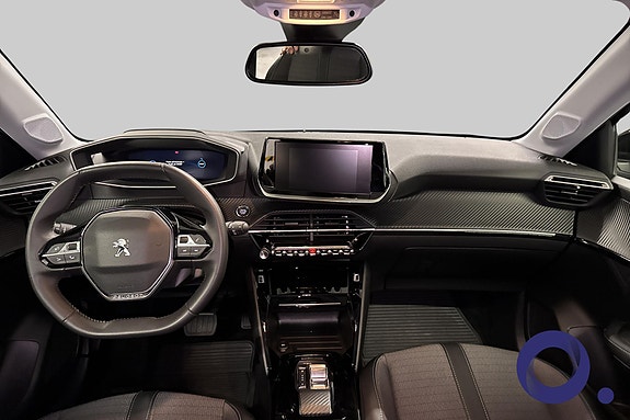 Peugeot e-208 12 of 17