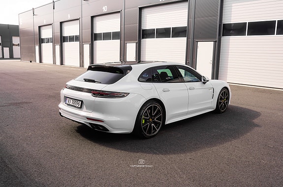 Porsche Panamera 4 5 of 30