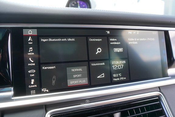 Porsche Panamera 4 22 of 30