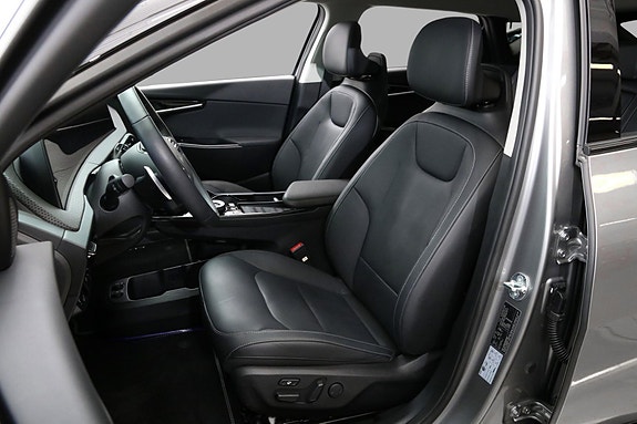 Kia EV6 12 of 30