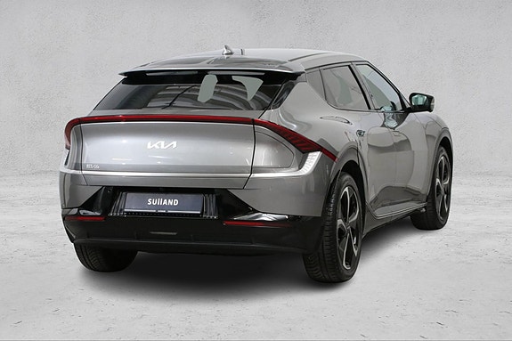 Kia EV6 8 of 30