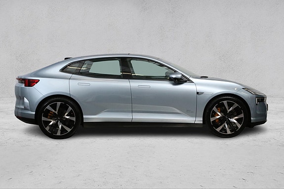 Polestar 4 9 of 30