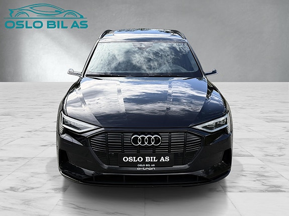 Audi e-tron 10 of 30