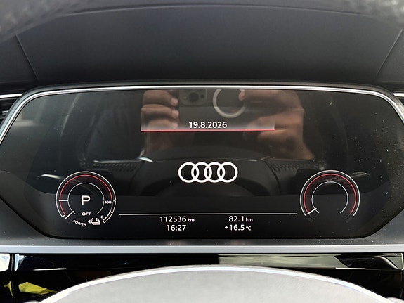 Audi e-tron 21 of 30