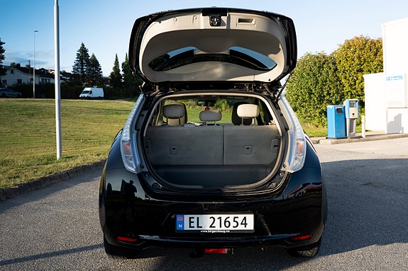 Nissan Leaf 18 of 22