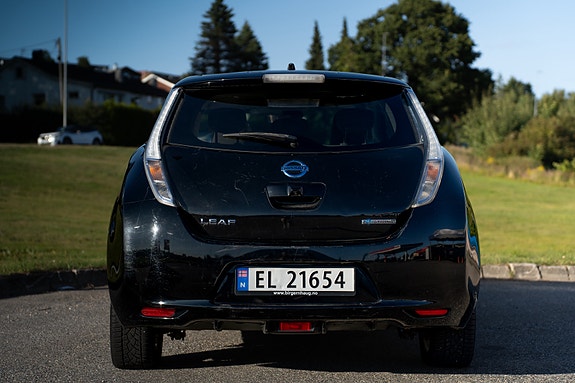 Nissan Leaf 9 of 22