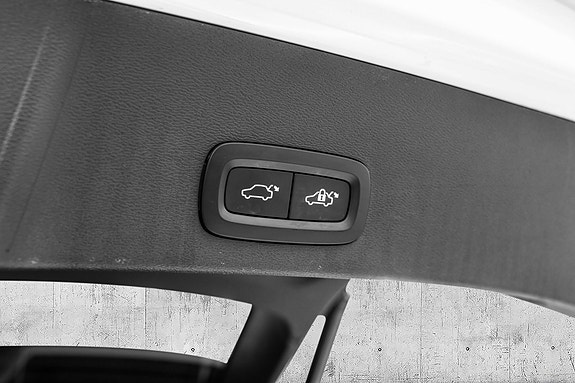 Volvo XC40 24 of 30
