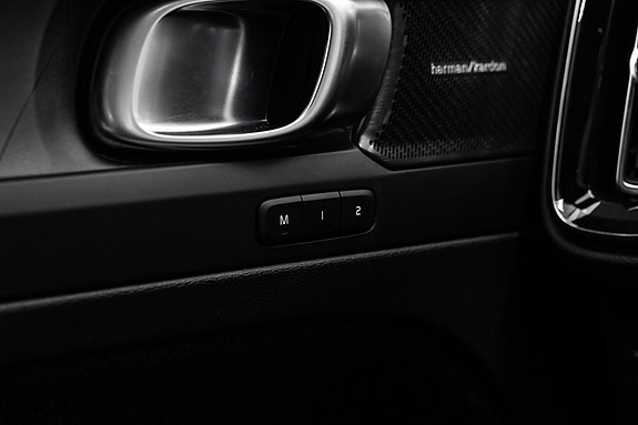 Volvo XC40 22 of 30