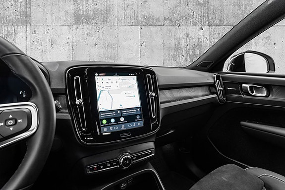 Volvo XC40 18 of 30
