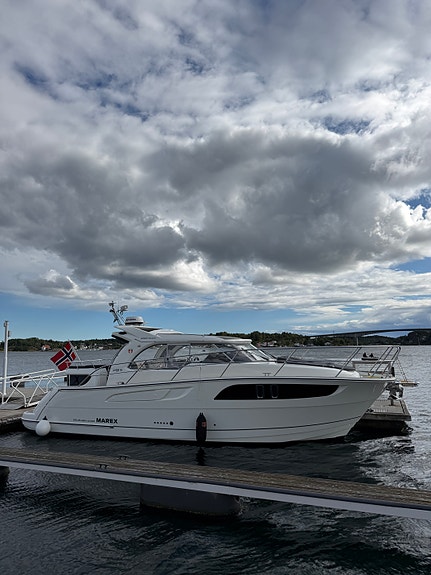 2017 Marex 320ACC - Yanmar 8LV - ca 400 gangtimer 17 of 20