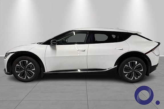 Kia EV6 4 of 19