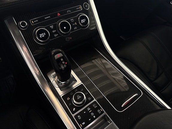 Land Rover Range Rover Sport 12 of 30