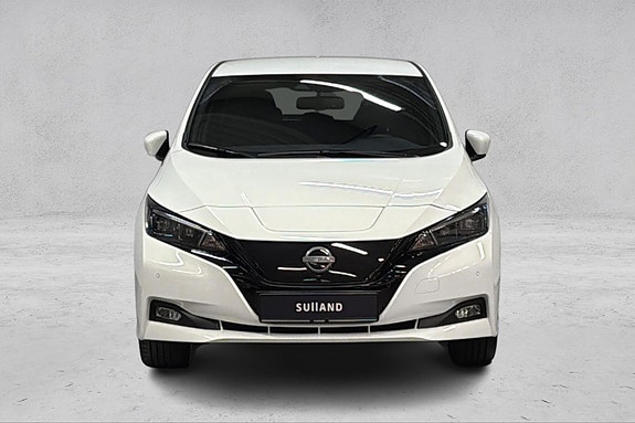 Nissan Leaf 8 of 23
