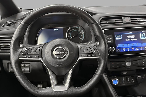 Nissan Leaf 16 of 23