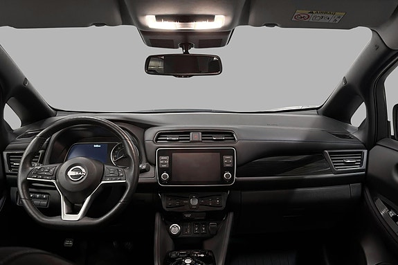 Nissan Leaf 15 of 23