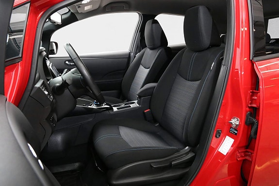 Nissan Leaf 9 of 23