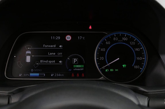 Nissan Leaf 17 of 23