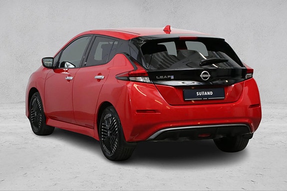 Nissan Leaf 3 of 23