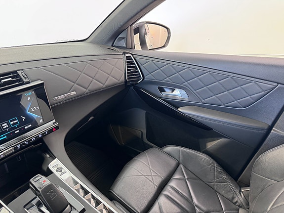 DS DS 7 Crossback 19 of 30
