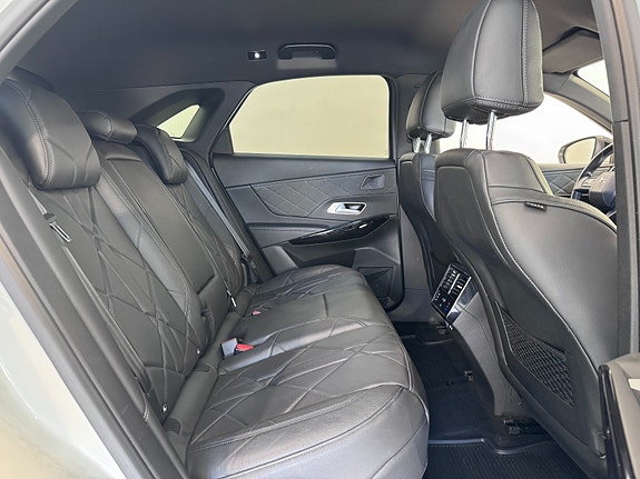 DS DS 7 Crossback 25 of 30