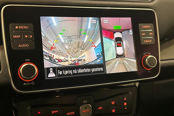 Nissan Leaf 24 of 30
