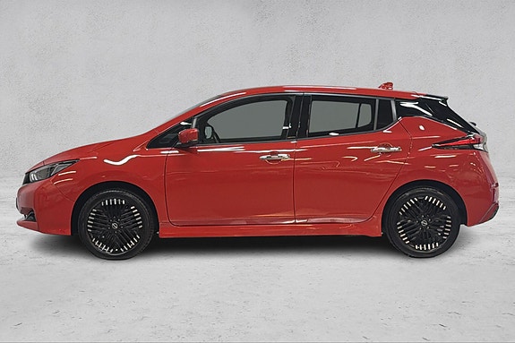 Nissan Leaf 2 of 30