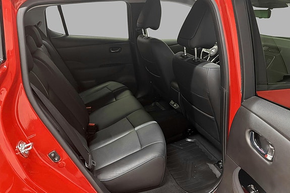 Nissan Leaf 12 of 30