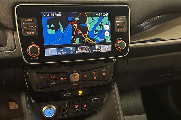 Nissan Leaf 22 of 30
